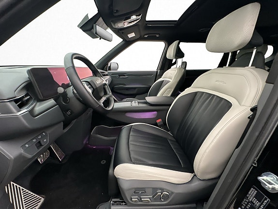 Kia EV9 15 of 30