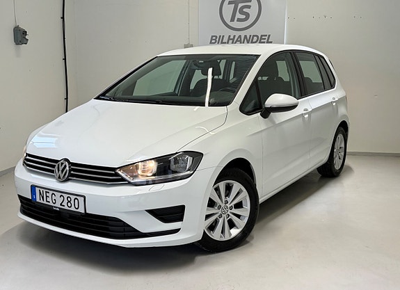 Volkswagen Golf Sportsvan 3 of 12