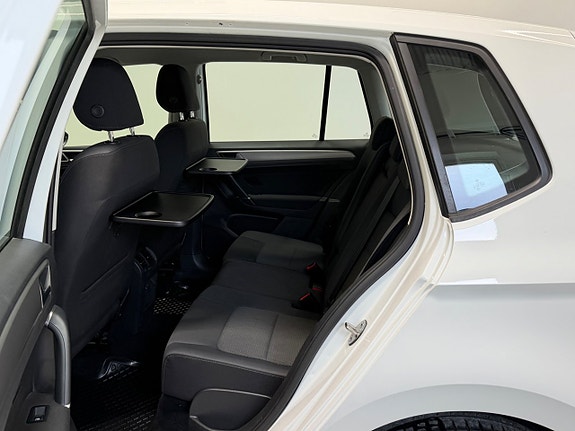 Volkswagen Golf Sportsvan 10 of 12