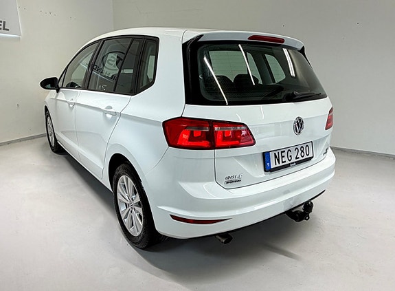 Volkswagen Golf Sportsvan 6 of 12