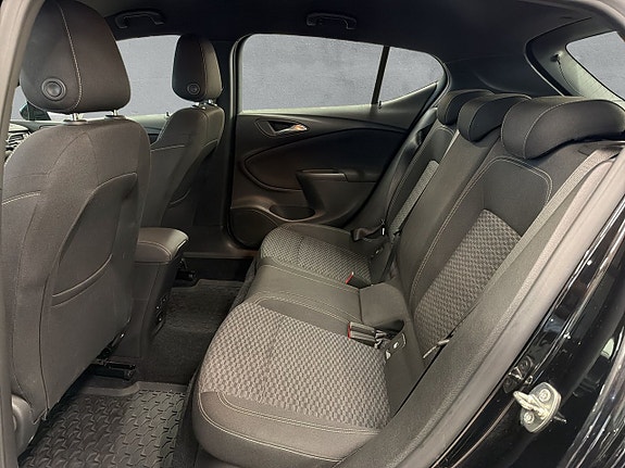 Opel Astra 11 of 23