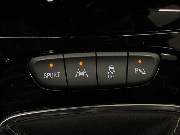 Opel Astra 18 of 23