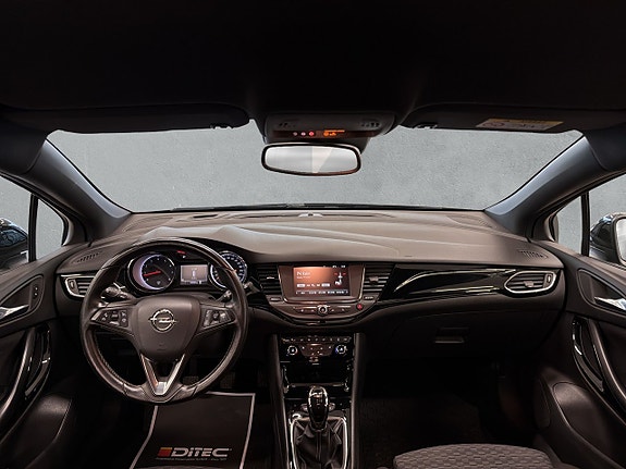 Opel Astra 12 of 23