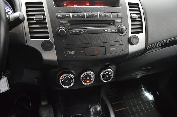 Mitsubishi Outlander 12 of 18