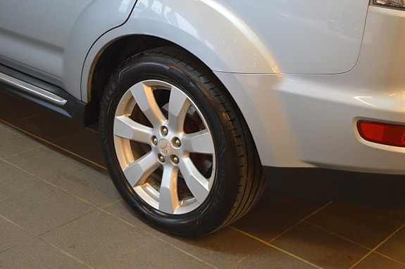 Mitsubishi Outlander 6 of 18