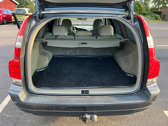 Volvo V70 6 of 6