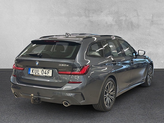 BMW 330e 5 of 30