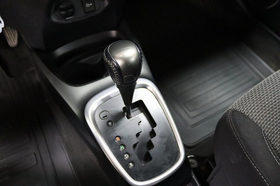 Toyota Yaris 18 of 19