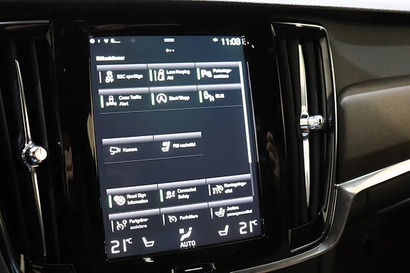 Volvo V90 Cross Country 28 of 30