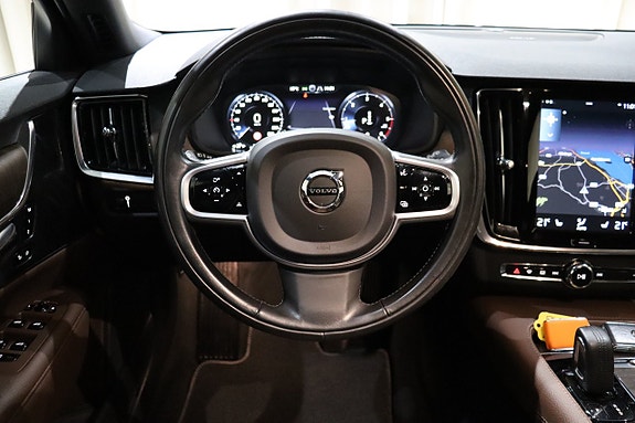 Volvo V90 Cross Country 22 of 30