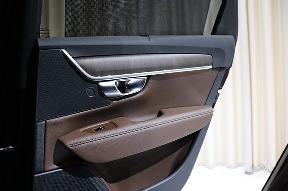 Volvo V90 Cross Country 13 of 30