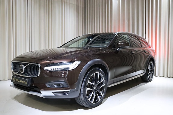 Volvo V90 Cross Country 6 of 30