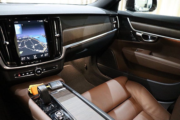 Volvo V90 Cross Country 30 of 30