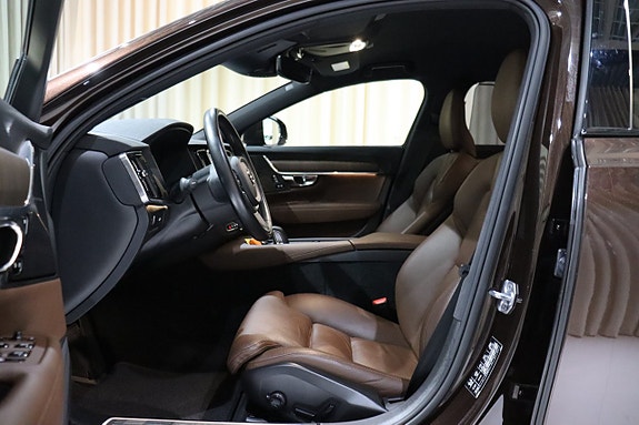 Volvo V90 Cross Country 19 of 30