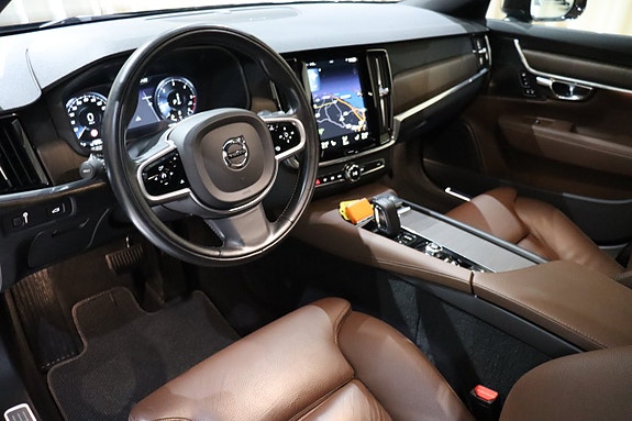 Volvo V90 Cross Country 21 of 30