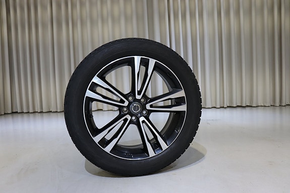 Volvo V90 Cross Country 15 of 30