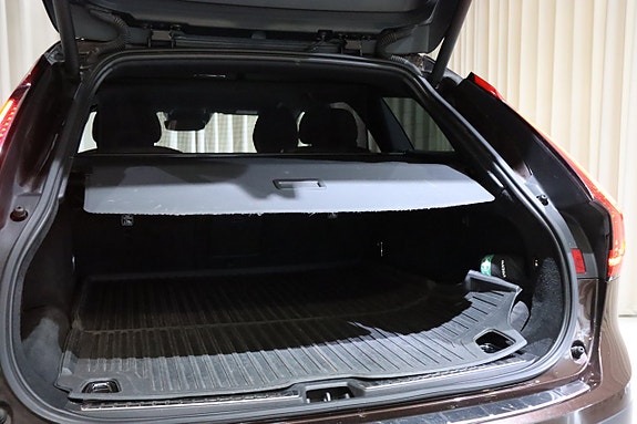 Volvo V90 Cross Country 8 of 30