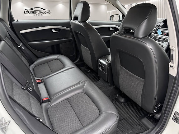 Volvo V70 6 of 11