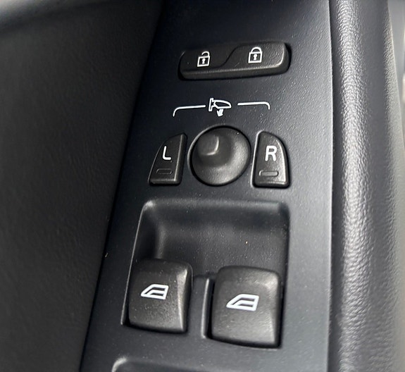 Volvo V70 9 of 11