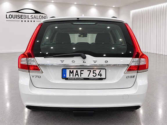 Volvo V70 3 of 11