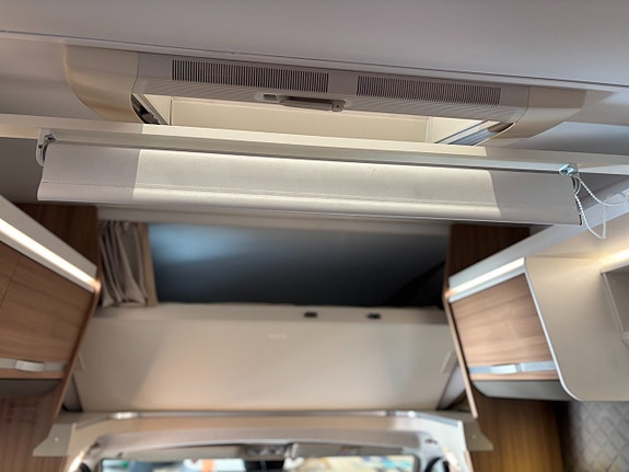 Adria CORAL XL 670 SL (AC+5 bält+TRUMA) 20 of 24