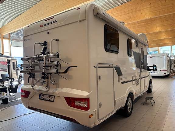 Adria CORAL XL 670 SL (AC+5 bält+TRUMA) 3 of 24
