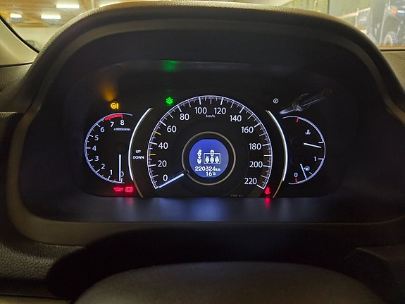 Honda CR-V 6 of 9