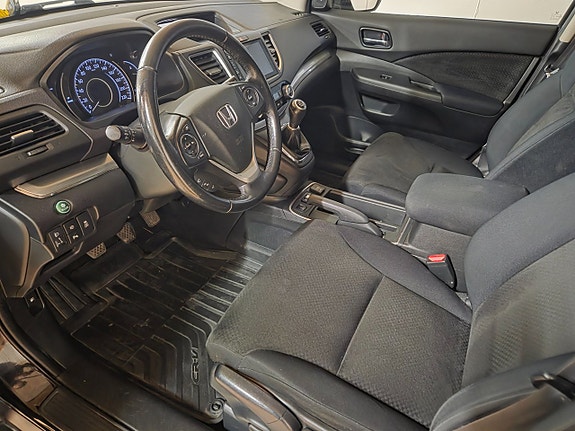 Honda CR-V 4 of 9