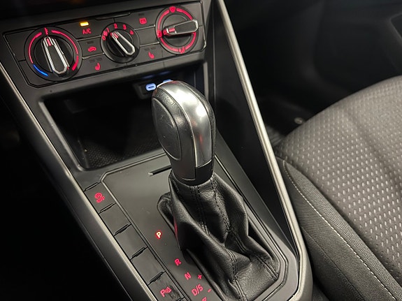 Volkswagen Polo 22 of 25