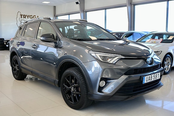 Toyota RAV4 5 of 18