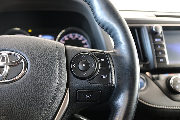 Toyota RAV4 16 of 18