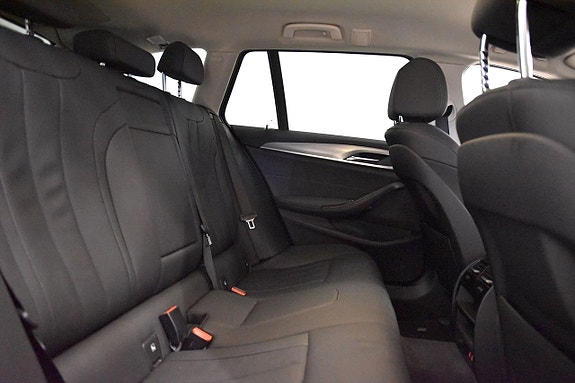 BMW 520d 13 of 20