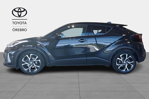Toyota C-HR 3 of 11