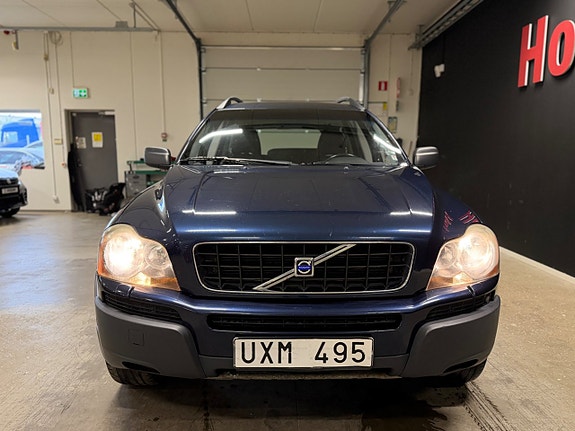 VOLVO XC90 2.5T 209ch AWD BVM Sièges chauffants cuir 7 places Attelage