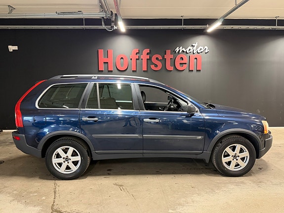 VOLVO XC90 2.5T 209ch AWD BVM Sièges chauffants cuir 7 places Attelage