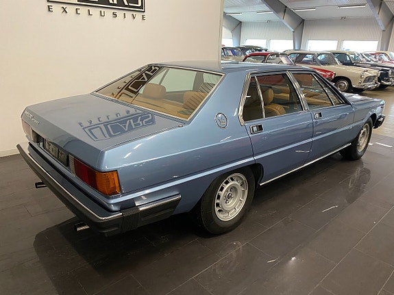 Maserati Quattroporte 8 of 29