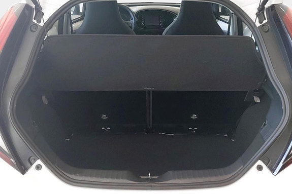 Toyota Aygo X 11 of 11