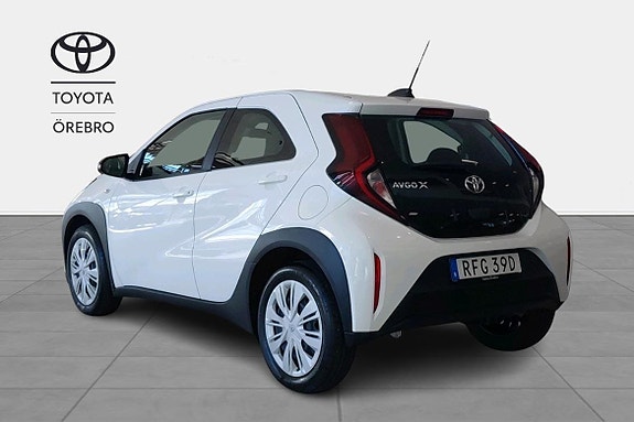 Toyota Aygo X 4 of 11