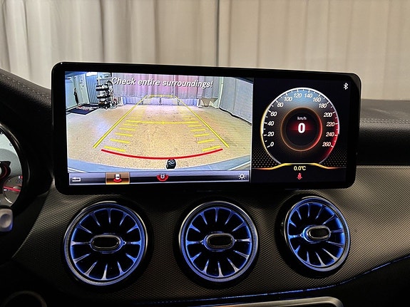 Mercedes-Benz CLA200 17 of 30