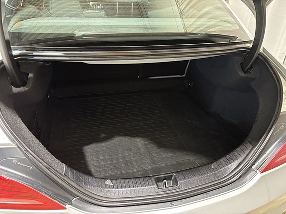 Mercedes-Benz CLA200 26 of 30