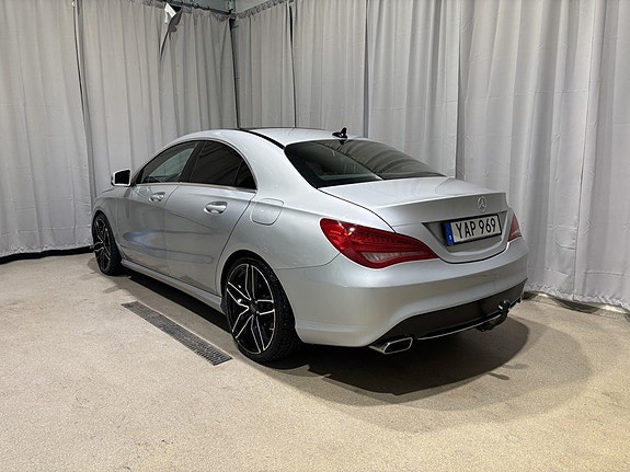 Mercedes-Benz CLA200 3 of 30