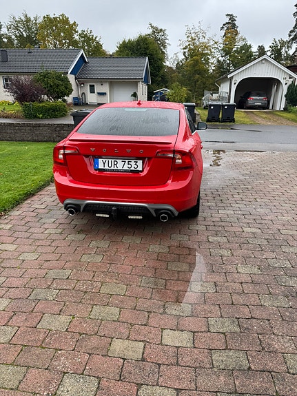 Volvo S60 4 of 25