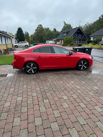 Volvo S60 3 of 25