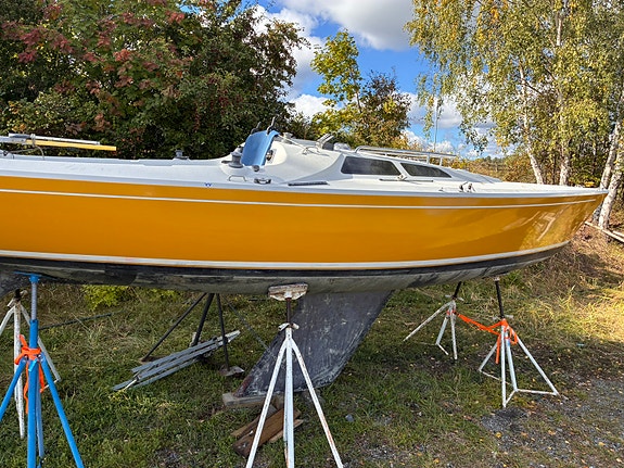 International / Monark 806 5 of 15