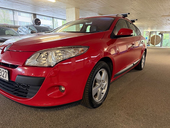 Renault Megane 2 of 14