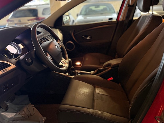 Renault Megane 9 of 14