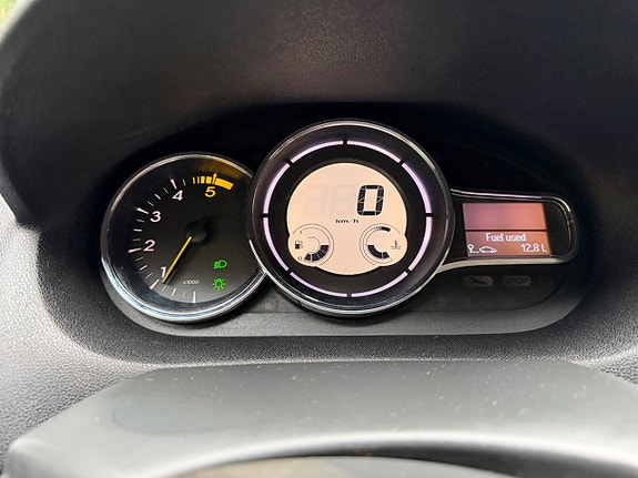 Renault Megane 13 of 14