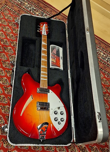 Rickenbacker 360 Fireglow  2009 USA