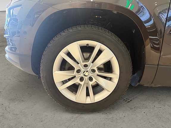 Skoda Karoq 6 of 23