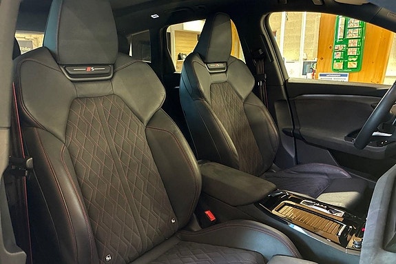 Audi Q6 e-tron 21 of 27